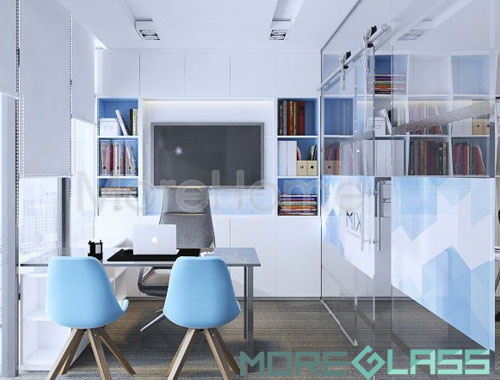  Vách kính văn phòng Kim Communication Q1 HCM